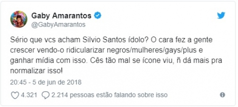 Internautas criticaram a cantora
